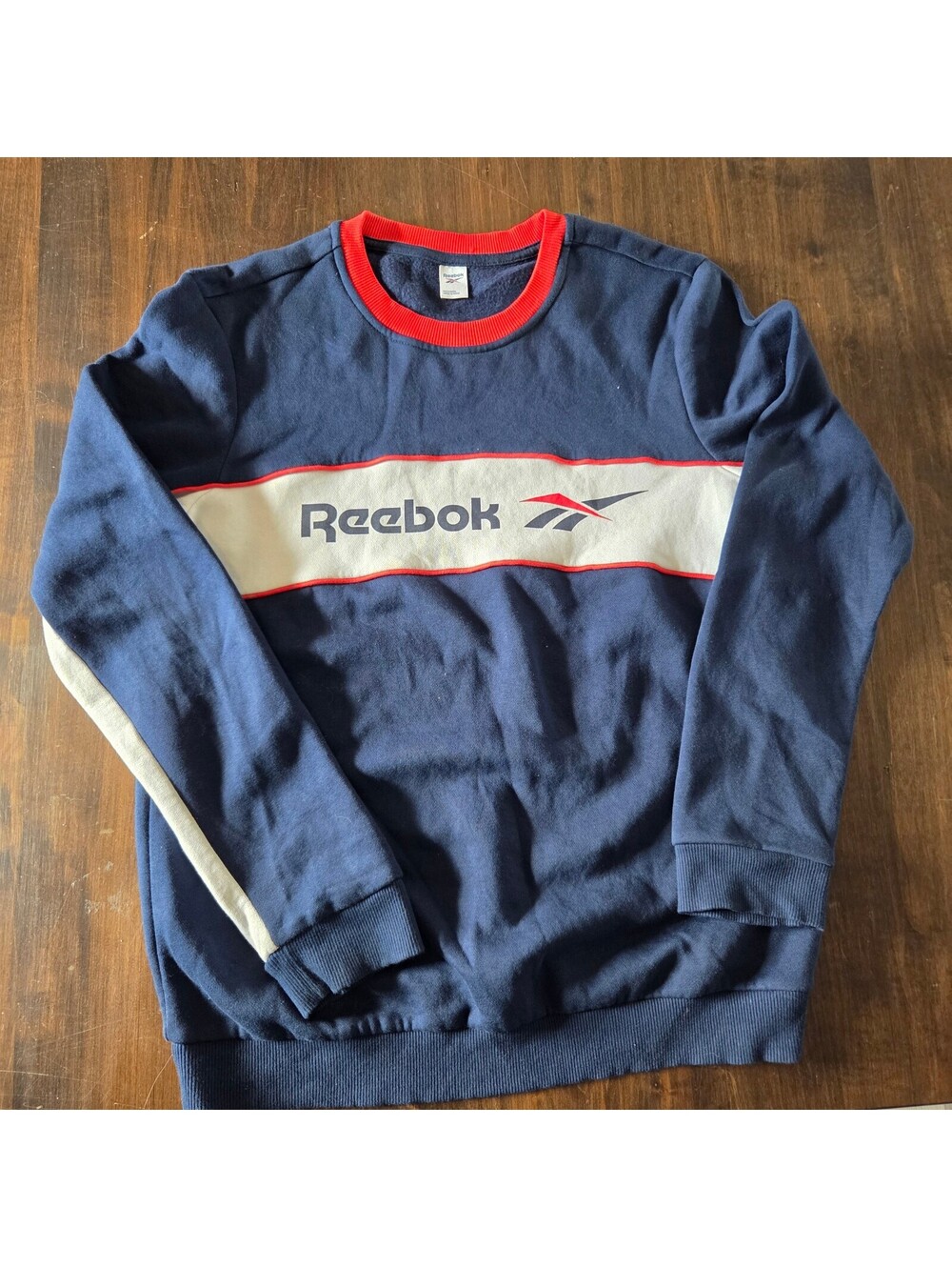 Reebok navy crewneck sweatshirt size M